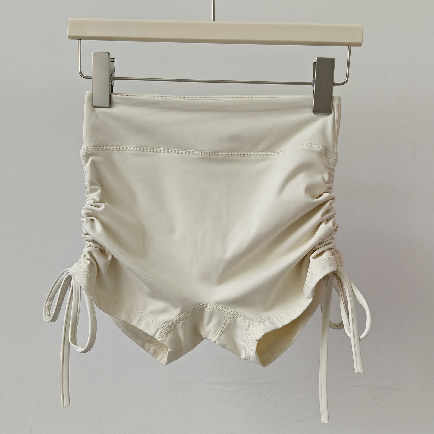 High-Waisted Yoga Shorts for W - đánh giá và giá Pilates Yoga Hot
